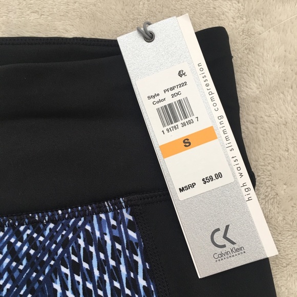 Calvin Klein Legging Black With Graphics - Picture 5 of 8